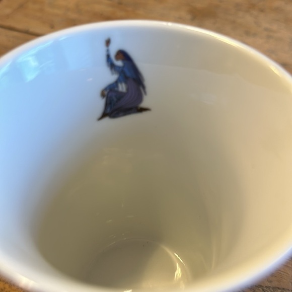 EUC Oscardo “Rainmaker” Mug by Native Artist Maxine Noel - Picture 4 of 6